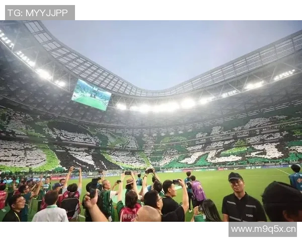 中超联赛新赛季展望：竞争激烈球队变动频繁球迷热情高涨